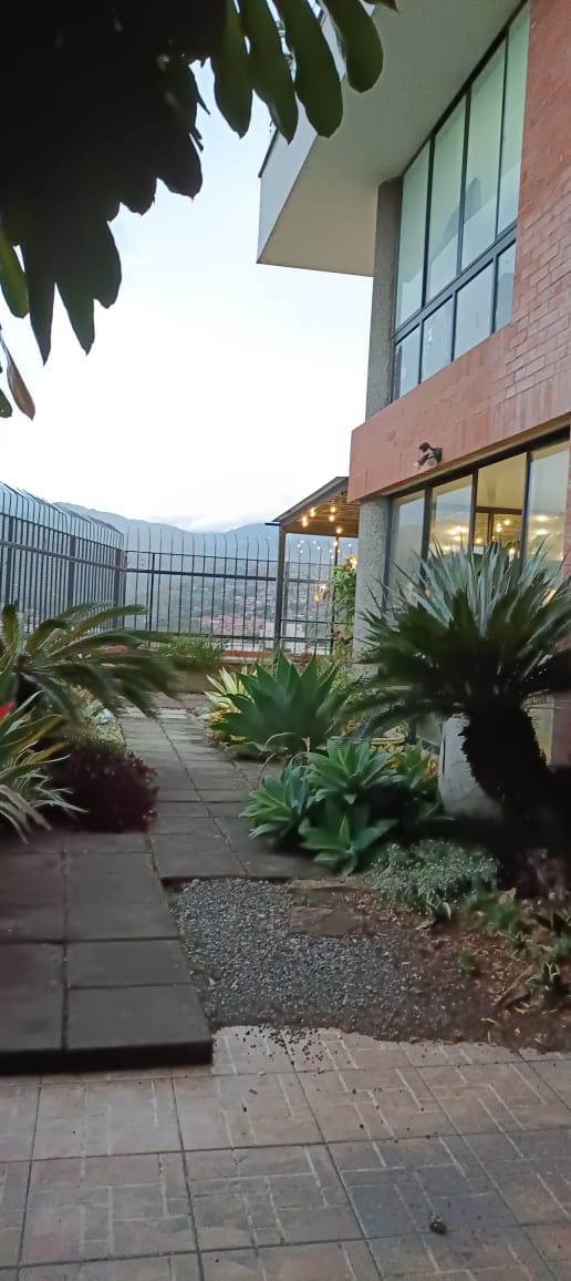 Apartamento Duplex en el oeste de Cali