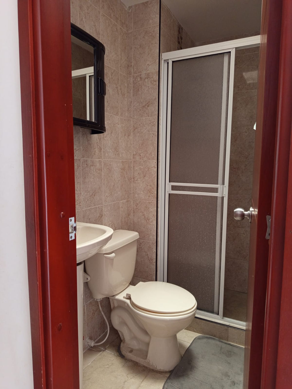 Casa en venta independiente de 2 niveles unifamiliar el caney