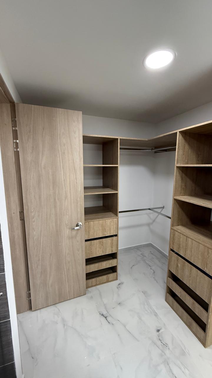 Apartamento  en Venta – Avellana, Parque Vivero