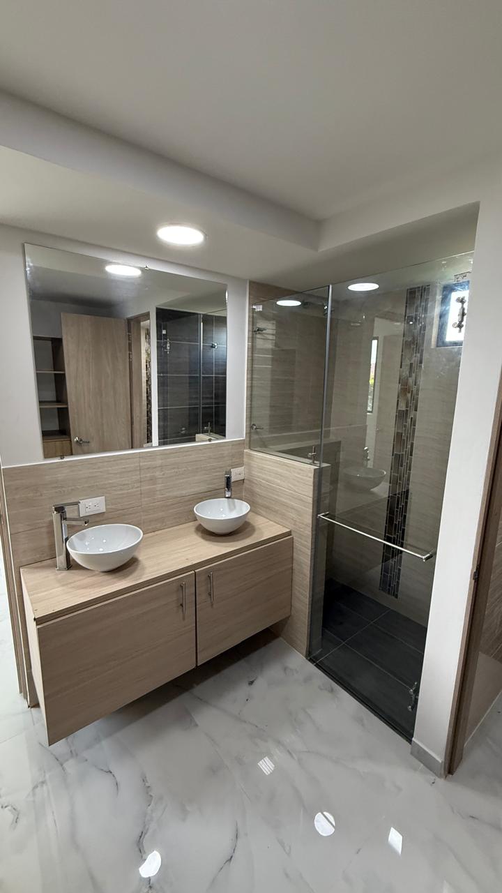 Apartamento  en Venta – Avellana, Parque Vivero